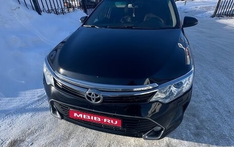 Toyota Camry, 2016 год, 2 100 000 рублей, 1 фотография