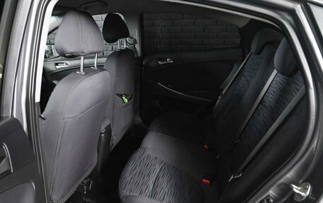 Hyundai Solaris II рестайлинг, 2015 год, 975 000 рублей, 10 фотография