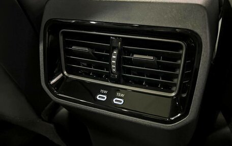 Toyota RAV4, 2025 год, 4 590 000 рублей, 13 фотография