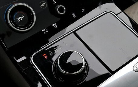 Land Rover Range Rover Velar I, 2019 год, 4 500 000 рублей, 14 фотография