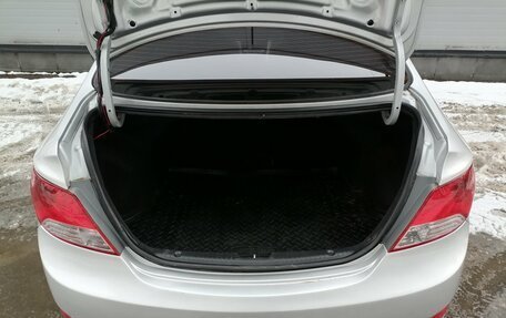 Hyundai Solaris II рестайлинг, 2013 год, 479 000 рублей, 15 фотография