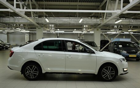 Skoda Rapid I, 2018 год, 1 400 000 рублей, 8 фотография