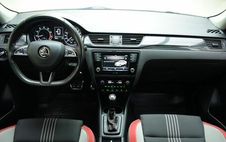 Skoda Rapid I, 2018 год, 1 400 000 рублей, 11 фотография