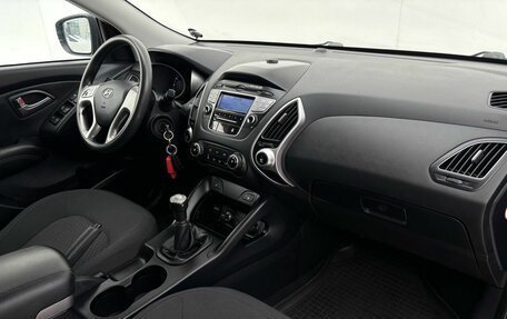 Hyundai ix35 I рестайлинг, 2011 год, 1 100 000 рублей, 19 фотография