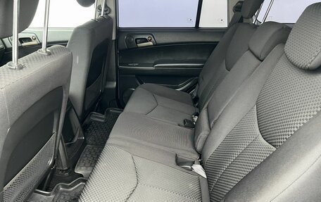 SsangYong Kyron I, 2012 год, 900 000 рублей, 20 фотография