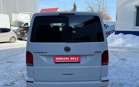 Volkswagen Caravelle T6 рестайлинг, 2020 год, 3 098 000 рублей, 6 фотография