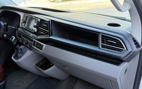 Volkswagen Caravelle T6 рестайлинг, 2020 год, 3 098 000 рублей, 16 фотография