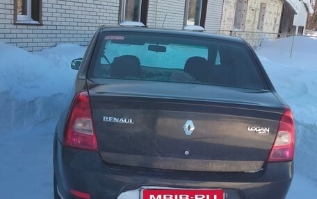 Renault Logan I, 2010 год, 380 000 рублей, 5 фотография