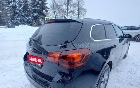 Opel Astra J, 2011 год, 640 000 рублей, 5 фотография