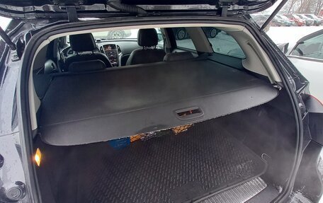 Opel Astra J, 2011 год, 640 000 рублей, 9 фотография