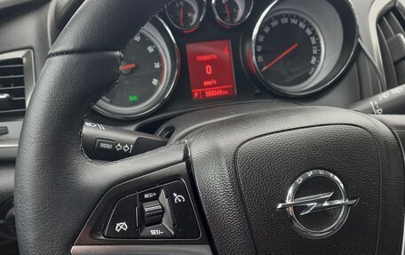 Opel Astra J, 2011 год, 640 000 рублей, 14 фотография