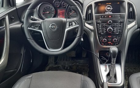 Opel Astra J, 2011 год, 640 000 рублей, 12 фотография