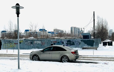 Chevrolet Cruze II, 2012 год, 600 000 рублей, 3 фотография
