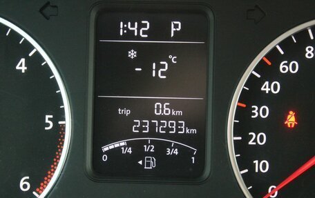 Volkswagen Amarok I рестайлинг, 2015 год, 1 460 000 рублей, 13 фотография