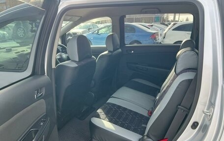 Toyota Wish II, 2003 год, 889 000 рублей, 11 фотография