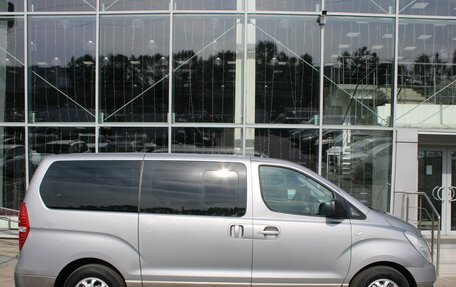 Hyundai H-1 II рестайлинг, 2014 год, 1 360 000 рублей, 4 фотография