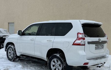 Toyota Land Cruiser Prado 150 рестайлинг 2, 2016 год, 3 399 000 рублей, 5 фотография