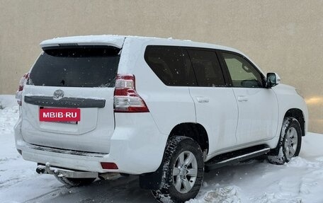 Toyota Land Cruiser Prado 150 рестайлинг 2, 2016 год, 3 399 000 рублей, 7 фотография