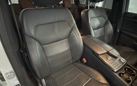 Mercedes-Benz GLS, 2018 год, 4 499 999 рублей, 16 фотография