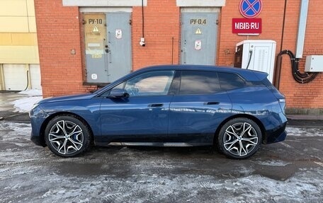 BMW iX, 2022 год, 7 000 000 рублей, 3 фотография