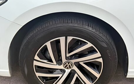 Volkswagen Lavida, 2022 год, 1 800 000 рублей, 9 фотография