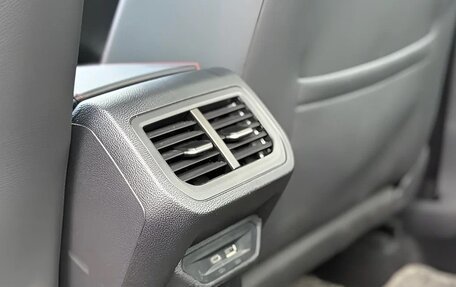 Volkswagen Lavida, 2022 год, 1 800 000 рублей, 18 фотография