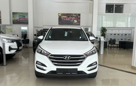 Hyundai Tucson III, 2017 год, 1 999 000 рублей, 2 фотография