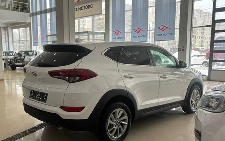 Hyundai Tucson III, 2017 год, 1 999 000 рублей, 4 фотография