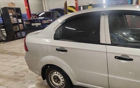 Chevrolet Aveo III, 2010 год, 355 000 рублей, 2 фотография