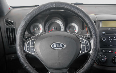 KIA cee'd I рестайлинг, 2008 год, 579 000 рублей, 15 фотография