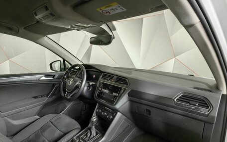 Volkswagen Tiguan II, 2019 год, 2 643 000 рублей, 12 фотография