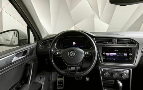 Volkswagen Tiguan II, 2019 год, 2 643 000 рублей, 19 фотография