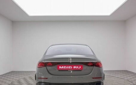 Mercedes-Benz E-Класс, 2024 год, 12 900 000 рублей, 8 фотография