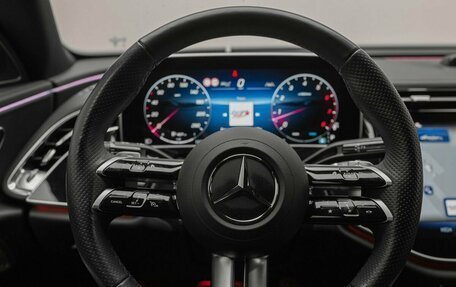 Mercedes-Benz E-Класс, 2024 год, 12 900 000 рублей, 15 фотография