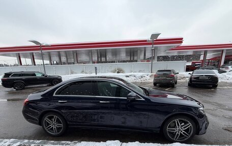 Mercedes-Benz E-Класс, 2018 год, 4 450 000 рублей, 1 фотография