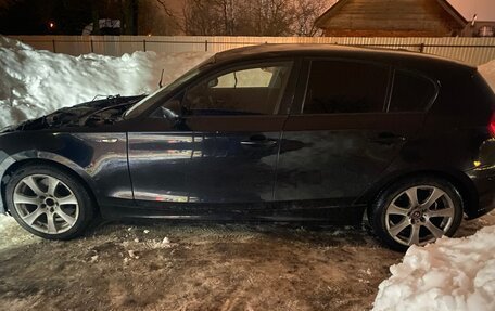 BMW 1 серия, 2007 год, 850 000 рублей, 2 фотография