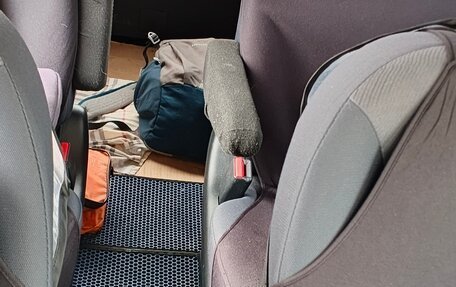 Honda Freed I, 2010 год, 950 000 рублей, 10 фотография