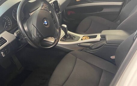 BMW 3 серия, 2011 год, 1 100 000 рублей, 8 фотография