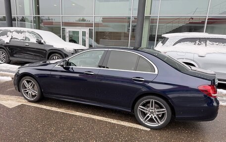 Mercedes-Benz E-Класс, 2018 год, 4 450 000 рублей, 9 фотография