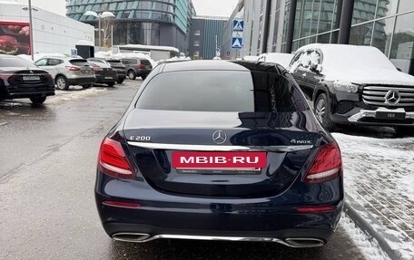 Mercedes-Benz E-Класс, 2018 год, 4 450 000 рублей, 6 фотография