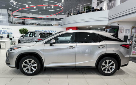 Lexus RX IV рестайлинг, 2018 год, 3 885 000 рублей, 10 фотография