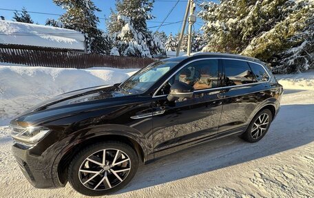 Volkswagen Touareg III, 2018 год, 7 500 000 рублей, 2 фотография