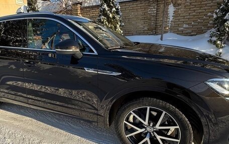 Volkswagen Touareg III, 2018 год, 7 500 000 рублей, 8 фотография