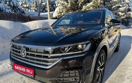 Volkswagen Touareg III, 2018 год, 7 500 000 рублей, 9 фотография