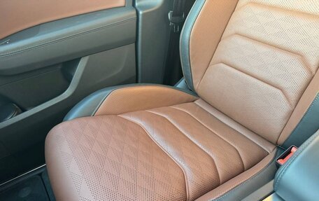 Volkswagen Touareg III, 2018 год, 7 500 000 рублей, 16 фотография