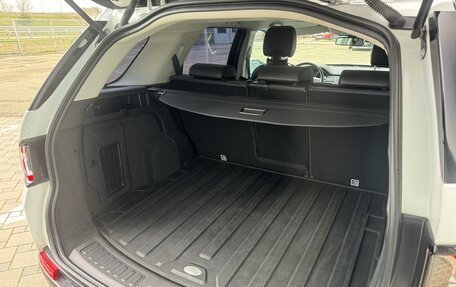 Land Rover Discovery Sport I рестайлинг, 2017 год, 2 840 000 рублей, 30 фотография