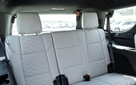 Cadillac Escalade V, 2025 год, 19 930 000 рублей, 20 фотография