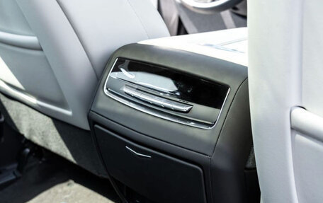 Cadillac Escalade V, 2025 год, 19 930 000 рублей, 19 фотография