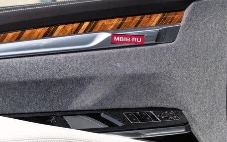 Cadillac Escalade V, 2025 год, 19 930 000 рублей, 11 фотография