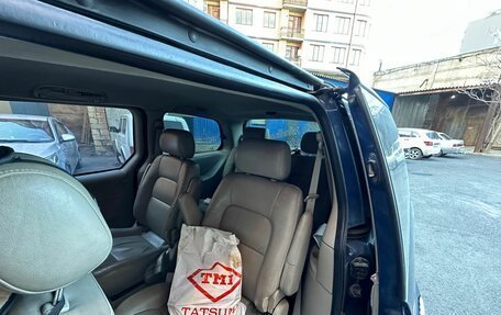 KIA Carnival III, 2005 год, 350 000 рублей, 6 фотография